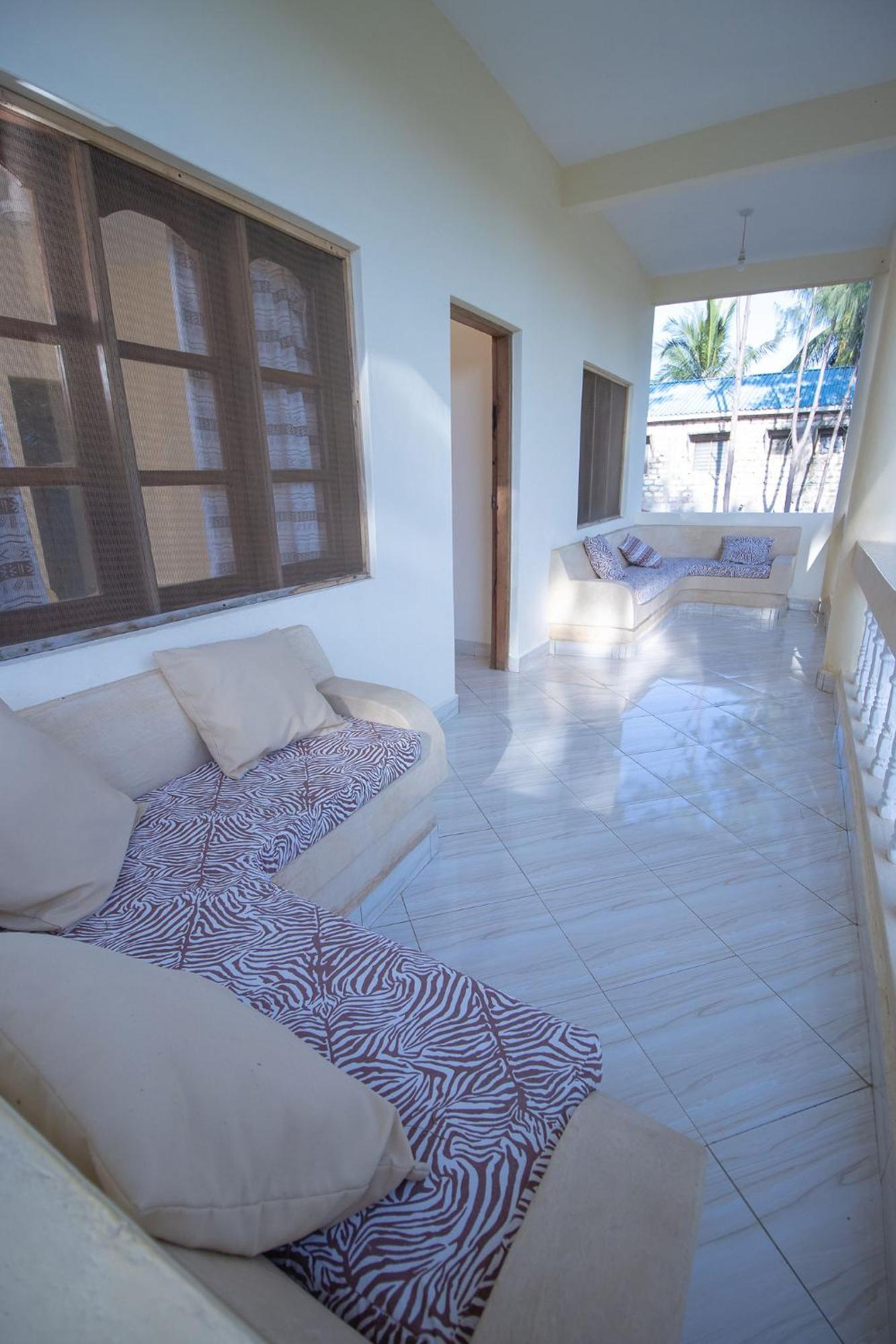 Watamu Gk Palms Hotel Exterior photo